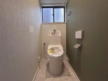 【神奈川県/藤沢市大鋸】藤沢市大鋸3丁目 一戸建 トイレ：2階