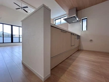 【神奈川県/藤沢市本鵠沼】藤沢市本鵠沼3丁目　新築戸建　1号棟/全3棟 キッチン