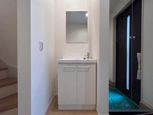 【神奈川県/藤沢市本鵠沼】藤沢市本鵠沼3丁目　新築戸建　1号棟/全3棟 洗面所：1階