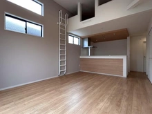 【神奈川県/藤沢市本鵠沼】藤沢市本鵠沼3丁目　新築戸建　3号棟/全3棟 リビング