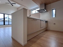 【神奈川県/藤沢市本鵠沼】藤沢市本鵠沼3丁目　新築戸建　3号棟/全3棟 キッチン