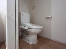 【神奈川県/藤沢市本鵠沼】藤沢市本鵠沼3丁目　新築戸建　3号棟/全3棟 トイレ