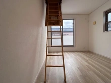 【神奈川県/平塚市平塚】平塚市平塚3丁目 中古一戸建て 洋室