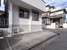 【神奈川県/平塚市平塚】平塚市平塚3丁目 中古一戸建て 駐車場