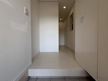 【神奈川県/茅ヶ崎市松林】茅ヶ崎市松林1丁目 一戸建 玄関