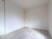 【神奈川県/藤沢市鵠沼海岸】藤沢市鵠沼海岸6丁目 一戸建 洋室：約6.0帖