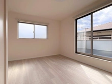 【神奈川県/藤沢市鵠沼海岸】藤沢市鵠沼海岸6丁目 一戸建 洋室：約8.0帖