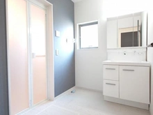 【神奈川県/平塚市老松町】平塚市老松町 新築戸建 洗面所