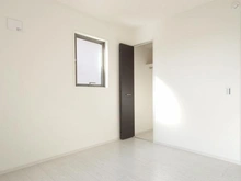 【神奈川県/平塚市老松町】平塚市老松町 新築戸建 洋室