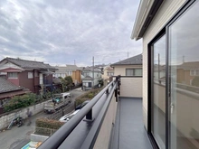 【神奈川県/藤沢市高倉】藤沢市高倉 新築戸建3号棟 バルコニー
