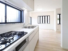 【神奈川県/藤沢市鵠沼藤が谷】藤沢市鵠沼藤が谷4丁目 一戸建 キッチン