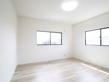 【神奈川県/藤沢市鵠沼藤が谷】藤沢市鵠沼藤が谷4丁目 一戸建 洋室：約8.5帖