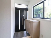 【神奈川県/藤沢市鵠沼藤が谷】藤沢市鵠沼藤が谷4丁目 一戸建 玄関