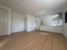 【神奈川県/藤沢市鵠沼海岸】藤沢市鵠沼海岸3丁目　新築戸建／全1棟 リビング