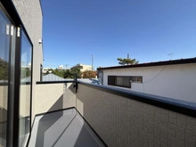 【神奈川県/藤沢市鵠沼海岸】藤沢市鵠沼海岸3丁目　新築戸建／全1棟 バルコニー