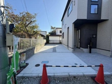 【神奈川県/藤沢市鵠沼海岸】藤沢市鵠沼海岸3丁目　新築戸建／全1棟 駐車場