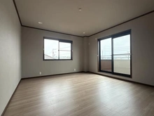 【神奈川県/平塚市長持】平塚市長持 一戸建 洋室