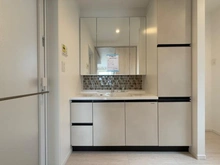 【神奈川県/藤沢市片瀬山】藤沢市片瀬山1丁目　2号棟／全3 洗面所