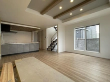 【神奈川県/藤沢市片瀬山】藤沢市片瀬山1丁目　3号棟／全3 リビング