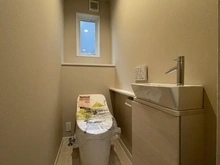 【神奈川県/藤沢市片瀬山】藤沢市片瀬山1丁目　3号棟／全3 トイレ