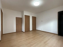 【神奈川県/茅ヶ崎市浜之郷】茅ヶ崎市浜之郷 一戸建 洋室：約10.0帖