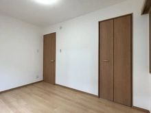 【神奈川県/茅ヶ崎市浜之郷】茅ヶ崎市浜之郷 一戸建 洋室：約4.5帖