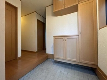 【神奈川県/平塚市四之宮】平塚市四之宮4丁目　一戸建 玄関