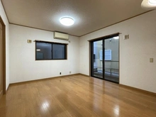 【神奈川県/平塚市四之宮】平塚市四之宮4丁目　一戸建 洋室