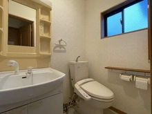 【神奈川県/平塚市四之宮】平塚市四之宮4丁目　一戸建 トイレ