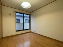 【神奈川県/平塚市四之宮】平塚市四之宮4丁目　一戸建 洋室