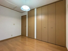 【神奈川県/平塚市四之宮】平塚市四之宮4丁目　一戸建 洋室