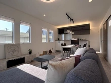 【神奈川県/藤沢市並木台】Besel 湘南藤沢 1号棟/全7棟 リビング・ダイニング