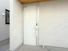 【神奈川県/茅ヶ崎市浜竹】茅ヶ崎市浜竹4丁目新築戸建A棟/全2棟 玄関