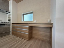 【神奈川県/藤沢市鵠沼松が岡】藤沢市鵠沼松が岡4丁目　戸建て キッチン（収納）