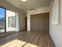 【神奈川県/藤沢市鵠沼松が岡】藤沢市鵠沼松が岡4丁目　戸建て 洋室