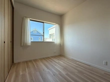 【神奈川県/藤沢市鵠沼松が岡】藤沢市鵠沼松が岡4丁目　戸建て 洋室