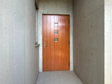 【神奈川県/藤沢市鵠沼松が岡】藤沢市鵠沼松が岡4丁目　戸建て 玄関