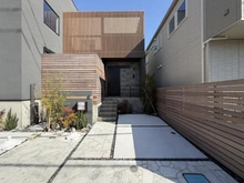 【神奈川県/茅ヶ崎市東海岸南】茅ヶ崎市東海岸南2丁目 新築戸建 アプローチ