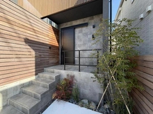 【神奈川県/茅ヶ崎市東海岸南】茅ヶ崎市東海岸南2丁目 新築戸建 玄関