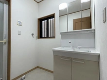 【神奈川県/平塚市高根】平塚市高根2丁目 中古一戸建て 洗面所
