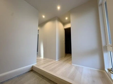 【神奈川県/藤沢市片瀬】藤沢市片瀬4丁目　新築戸建 2号棟 玄関