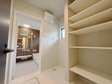 【神奈川県/藤沢市片瀬山】藤沢市片瀬山1丁目新築戸建　1号棟 脱衣所