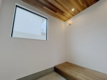 【神奈川県/藤沢市片瀬山】藤沢市片瀬山1丁目新築戸建　1号棟 玄関