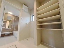 【神奈川県/藤沢市片瀬山】藤沢市片瀬山1丁目新築戸建　2号棟 脱衣室