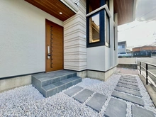 【神奈川県/藤沢市大庭】藤沢市大庭新築戸建2号棟 玄関