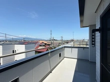 【神奈川県/茅ヶ崎市香川】茅ヶ崎市香川3丁目 中古一戸建て バルコニー