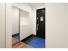 【神奈川県/藤沢市本藤沢】藤沢市本藤沢2丁目　新築一戸建て2号棟/全2棟 玄関