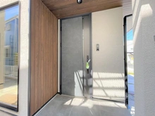 【神奈川県/藤沢市鵠沼松が岡】藤沢市松が岡2丁目　新築戸建A棟　全3区画 玄関