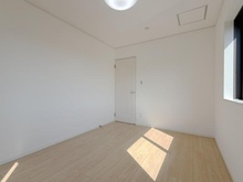 【神奈川県/鎌倉市関谷】鎌倉市関谷　一戸建 洋室：【約6.0帖】