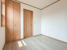 【神奈川県/茅ヶ崎市円蔵】茅ヶ崎市円蔵　一戸建 洋室